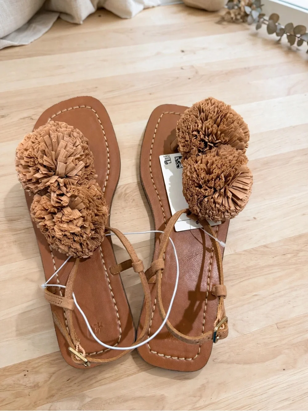 Summer Boho Set - Raffia Pom Pom Sandals + Large Straw Beach tote